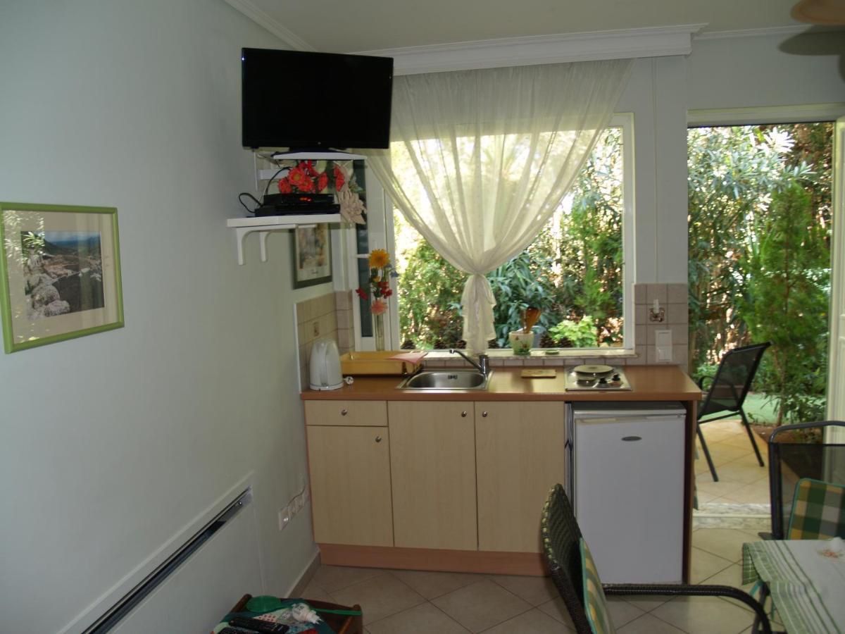 Villa Verde Apart-Hotel Неа-Макри Экстерьер фото